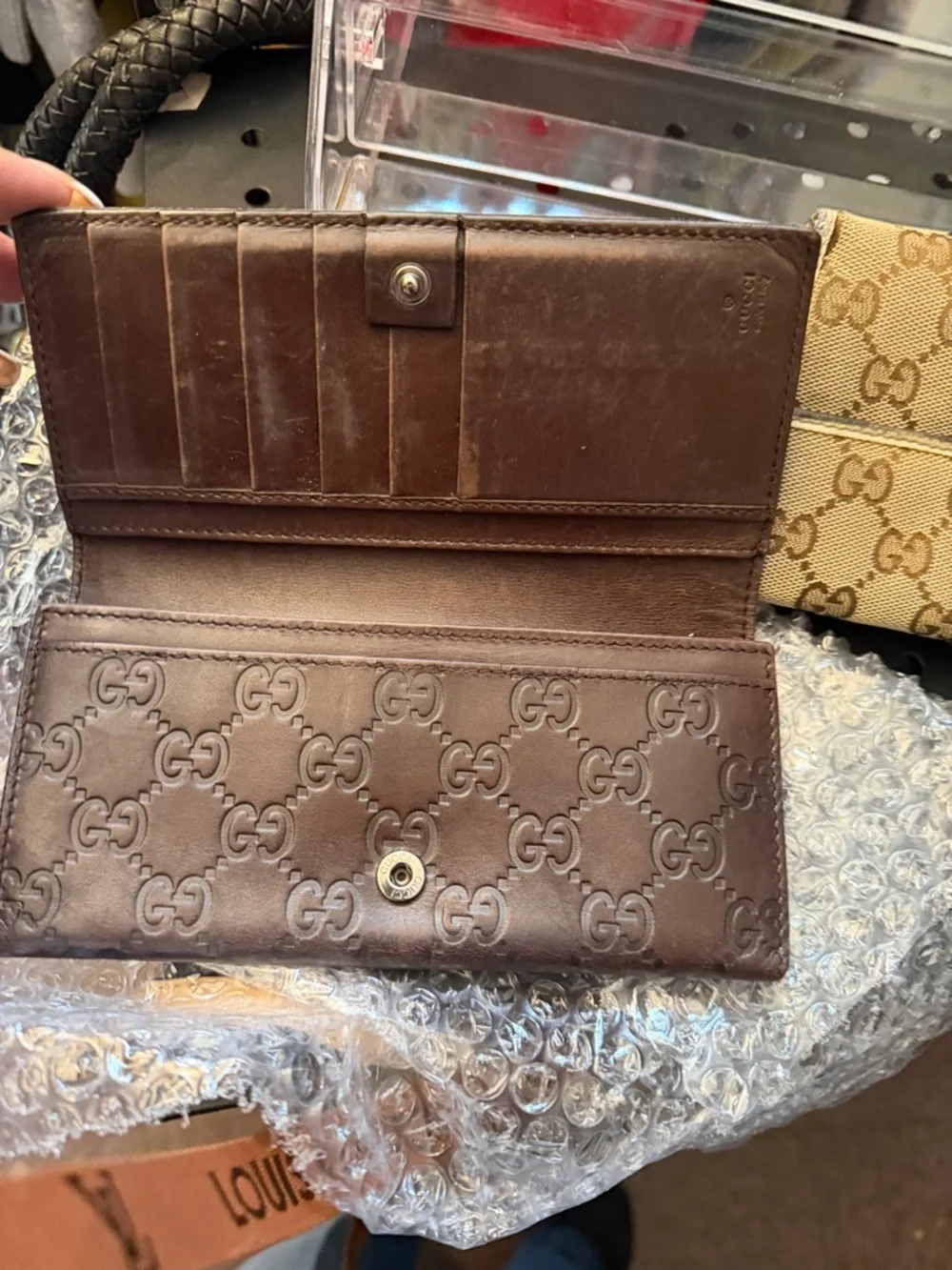 Gucci Dark Brown Embossed GG Continental Wallet. Authentic - Picture 7 of 13